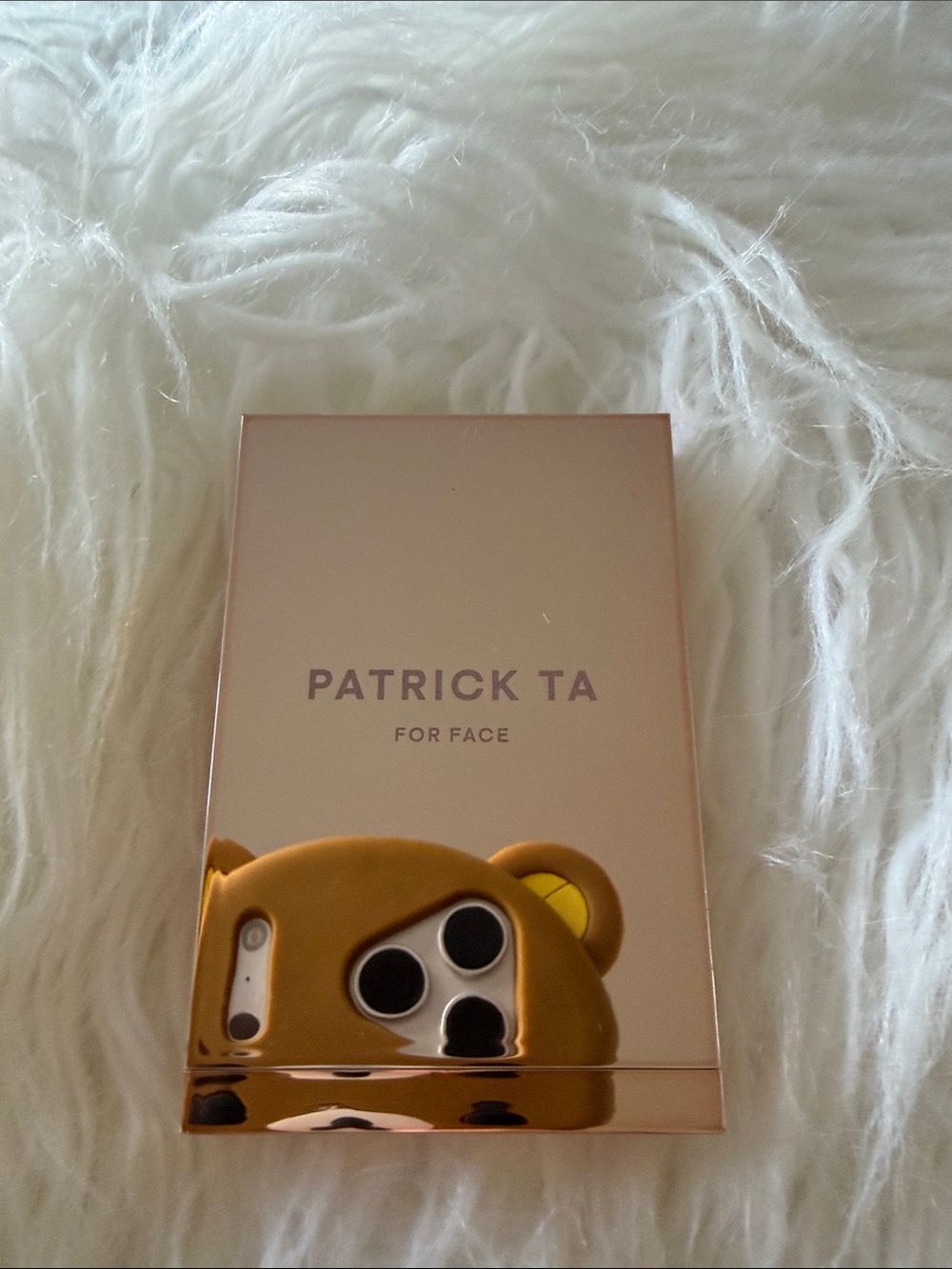 Patrick Ta Rose Gold Mirrored Face Compact in color” just enough” - Picture 3 of 4